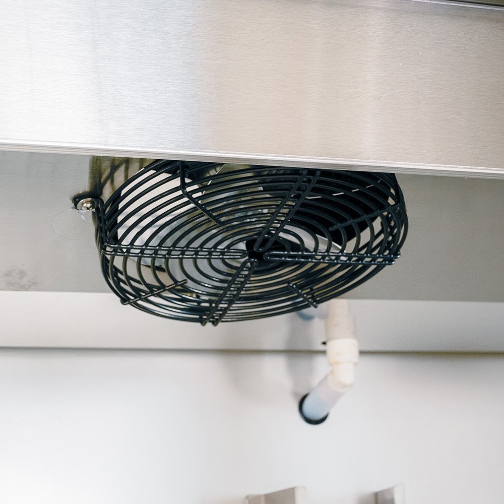 Armario Expositor Refrigerado 134cm Ventilado Romux | Hostelería Profesional