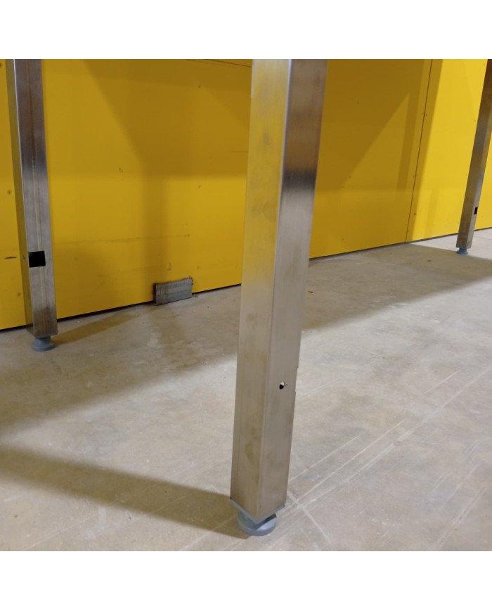 Mesa Central 1200x700 mm Desmontable | Equipamiento Industrial