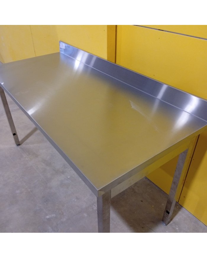 Mesa Central 1200x700 mm Desmontable | Equipamiento Industrial