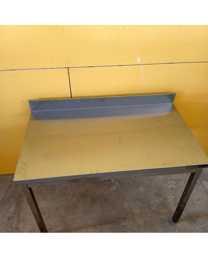 Mesa Central 1200x700 mm Desmontable | Equipamiento Industrial