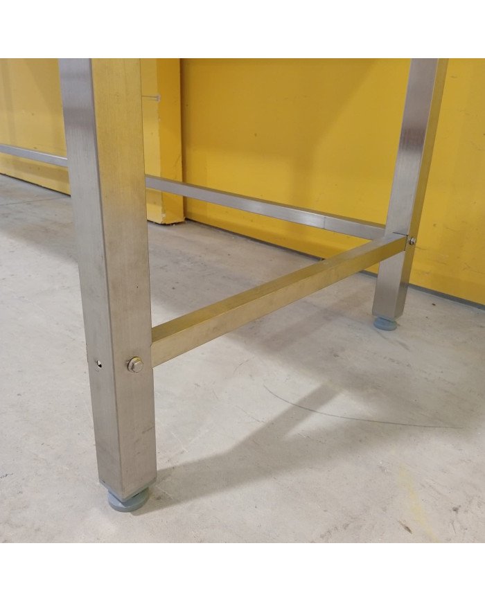 Mesa Central 1200x700 mm Desmontable | Equipamiento Industrial