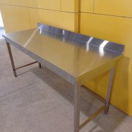 Mesa Central 1200x700 mm Desmontable | Equipamiento Industrial