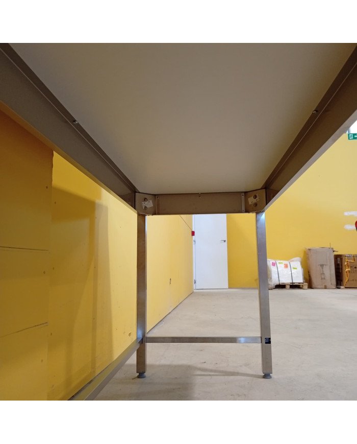 Mesa Central 1200x700 mm Desmontable | Equipamiento Industrial