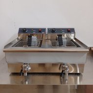 81. Freidora Industrial Eléctrica Doble 10+10 Litros con grifo Sobremesa (CC-76)