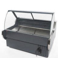 Vitrina Carnicera Expositora Refrigerada Con Cristal Alto Curvo Negra