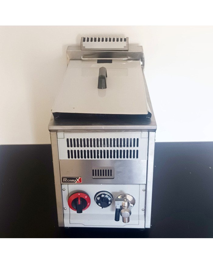 16. Freidora Industrial a Gas Butano de 17 Litros Simple Sobremesa (CC-116) ®Romux