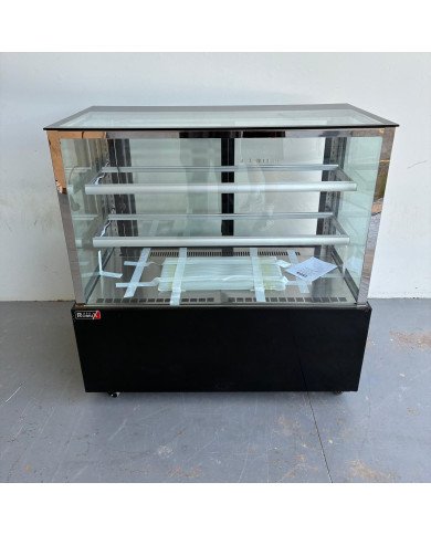 98. Vitrina Pastelera Expositora Refrigerada Cuadrada de Sobremesa 2 Estantes Negra 470 Litros Ventilada (FR-166)