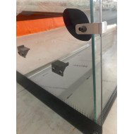 112. Vitrina Neutra Triple de 150 cm