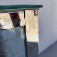 208. Vitrina Pastelera Expositora Refrigerada Cuadrada de Suelo 2 Estantes Blanca 300 Litros Ventilada (FR-20)