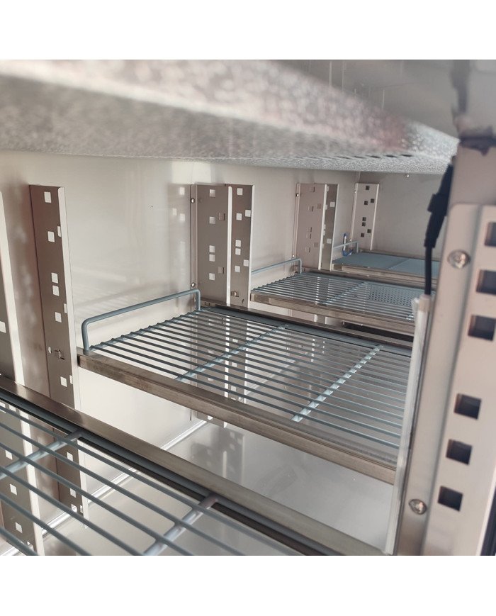 Bajo Mostrador Refrigerado 4 Puertas cristal 223x70 Ventilado Cleiton
