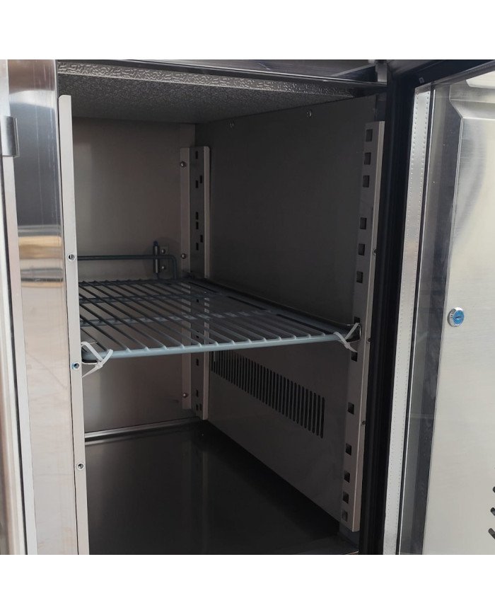 Bajo Mostrador Refrigerado 4 Puertas cristal 223x70 Ventilado Cleiton