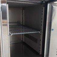 Bajo Mostrador Refrigerado 4 Puertas cristal 223x70 Ventilado Cleiton