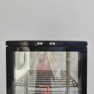 86. Vitrina Pastelera Expositora Refrigerada Vertical de Suelo 4 Estantes con 1 Puerta Negra 230 Litros Ventilada