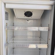 Armario Expositor Refrigerado 300L Ventilado Romux | Equipamiento Industrial