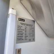 Armario Expositor Refrigerado 300L Ventilado Romux | Equipamiento Industrial