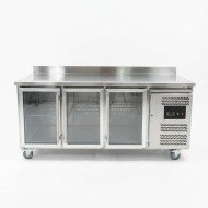 Bajo Mostrador Refrigerado 3 Puertas cristal 179x70 Ventilado Cleiton