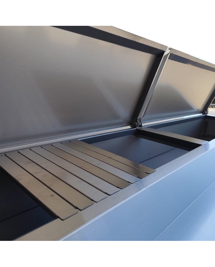 Mesa Ensaladera Refrigerada de 3 Puertas 202x80 cm para Cubetas GN con Tapa Abatible de Acero ROMUX | Hostelería