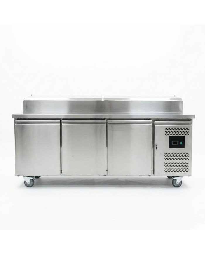 Mesa Ensaladera Refrigerada de 3 Puertas 202x80 cm para Cubetas GN con Tapa Abatible de Acero Cleiton | Hostelería