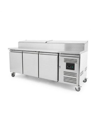 Mesa Ensaladera Refrigerada de 3 Puertas 202x80 cm para Cubetas GN con Tapa Abatible de Acero Cleiton | Hostelería