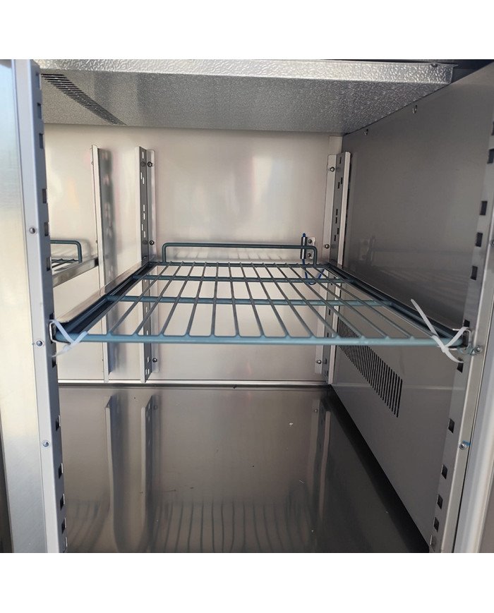 Mesa pizzera refrigerada 200 cm 3 puertas mármol CLEITON | Hostelería profesional
