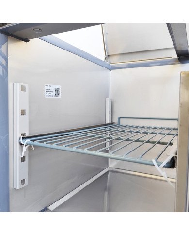 Mesa Fria de Preparacion 2 Puertas de 90x70 cm con Encimera de Poliuterano ®Cleiton