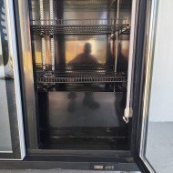 133. Armario Expositor de Congelación Modelo D Luz Led - 2 Puertas de Cristal Negro 1200 Litros Ventilado (FR-150)