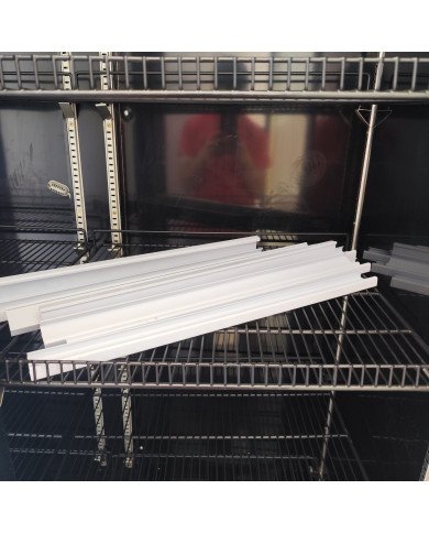 133. Armario Expositor de Congelación Modelo D Luz Led - 2 Puertas de Cristal Negro 1200 Litros Ventilado (FR-150)